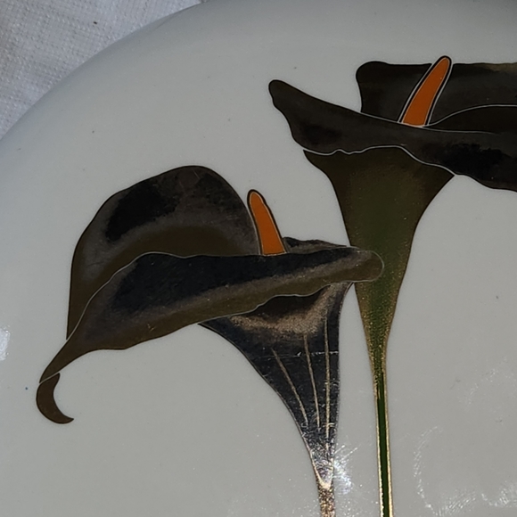 OTIGARI "Golden Calla" Vase - Picture 2 of 5